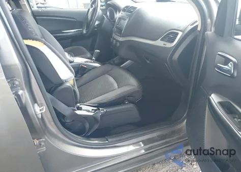 2013 Dodge Journey Sxt z USA, uszkodzony, nr VIN 3C4PDCBG5DT679173